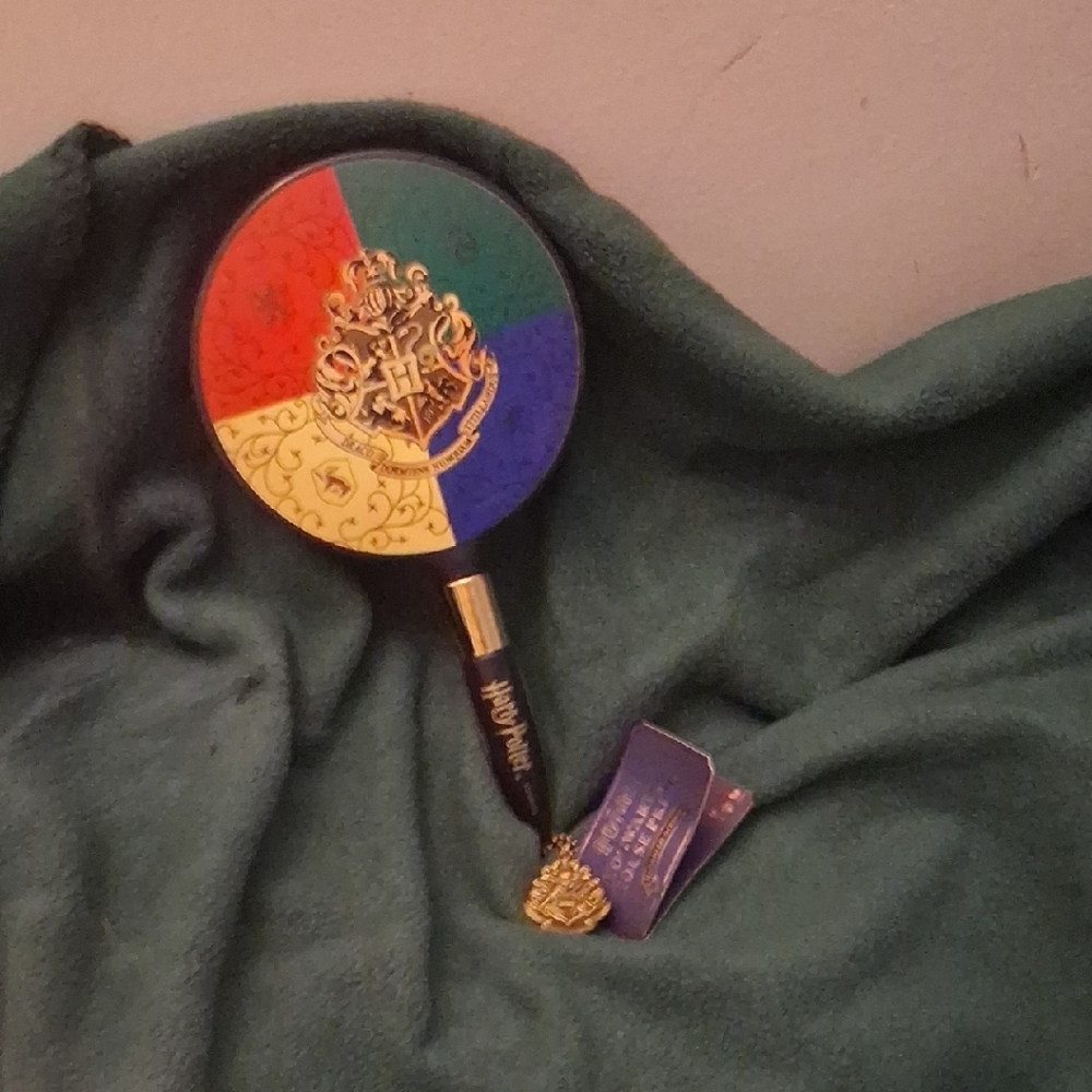 Harry Potter Hogwarts Hand Mirror